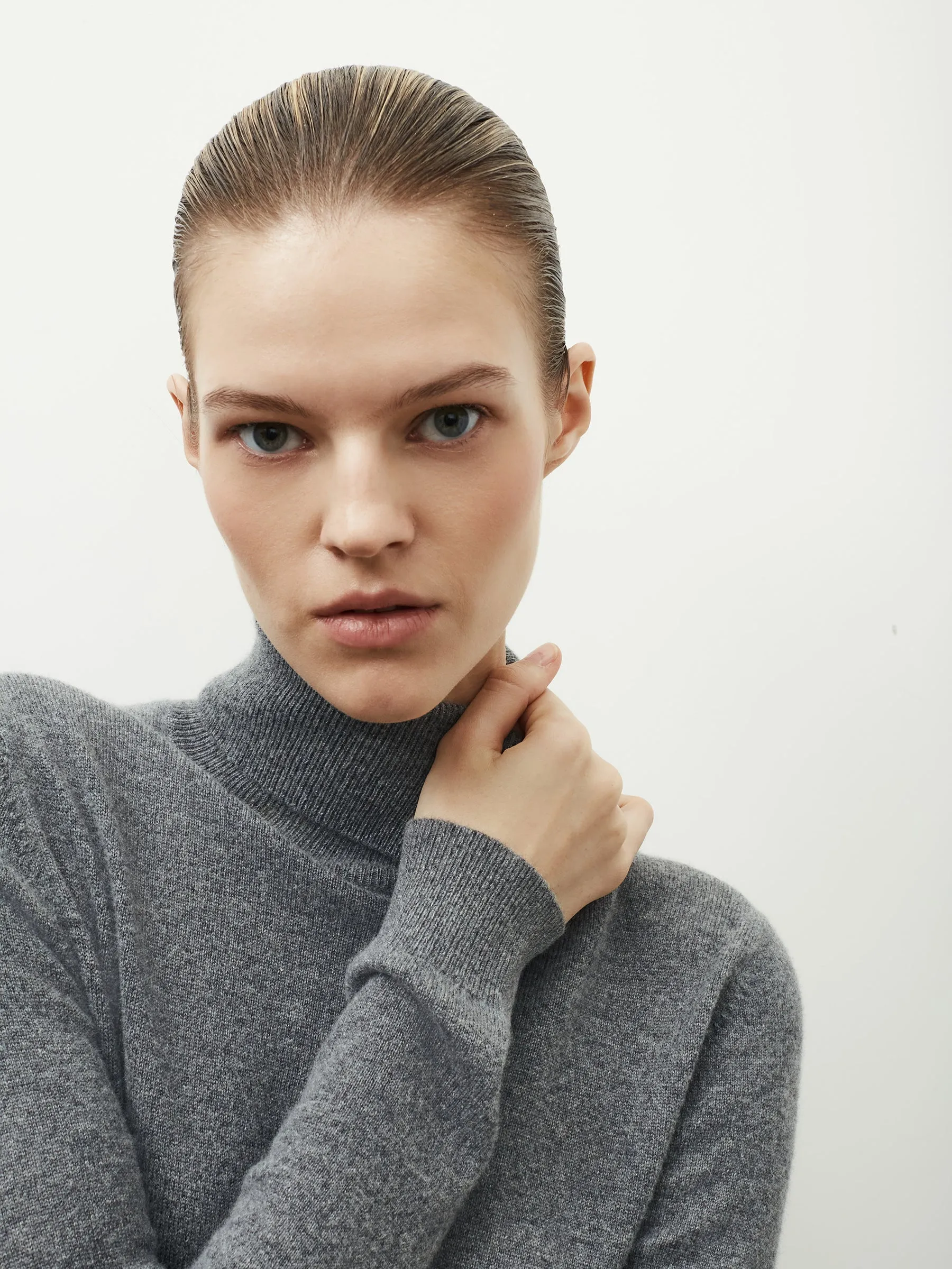 Cashmere turtleneck