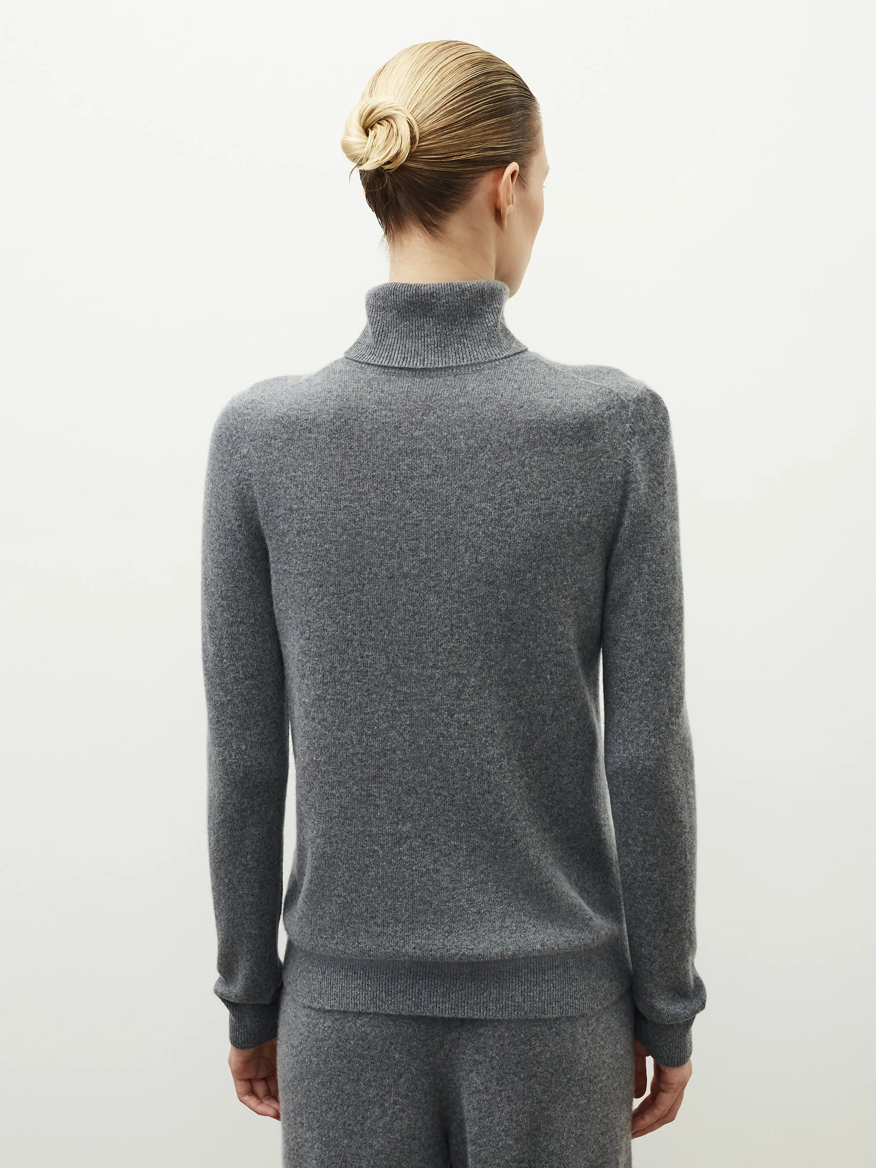 Cashmere turtleneck