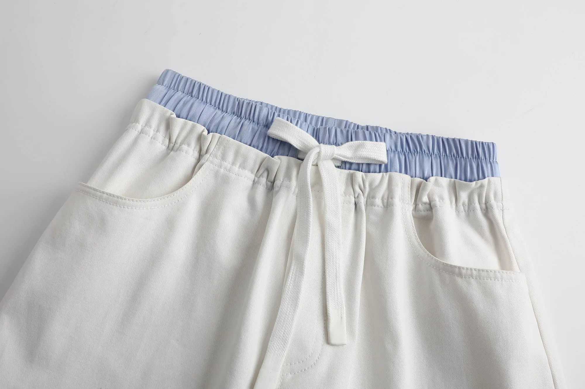 Paperbag-Waist Cargo Trousers in White