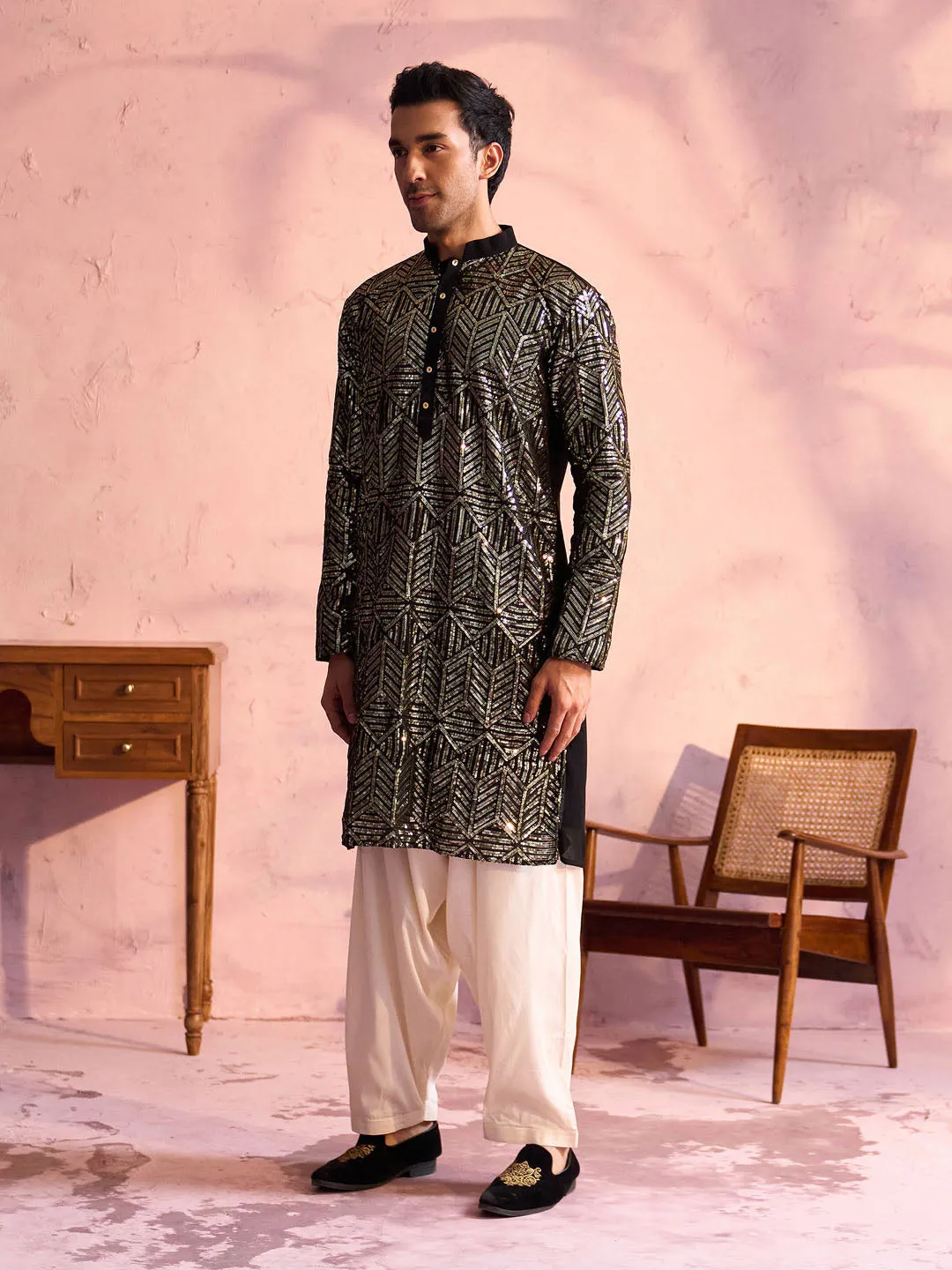 Vastramay Men's Black Georgette Kurta Set