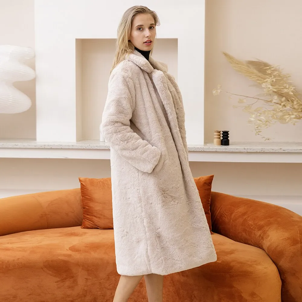 Vintage 1950s Plush Thick Warm Fur Coat Loose Lapel Borgana Fur Coat